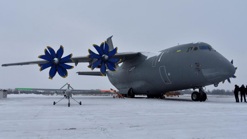 «Антонов» пропонує відновити проєкт військово-транспортного літака Ан-70