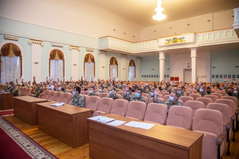 Екзаменаційна комісія затвердила рішення щодо атестації випускників Національного університету оборони України в 2021 році