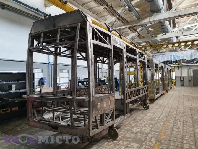 Як «Електронмаш» виготовляє нові трамваї для Львова (фото)
