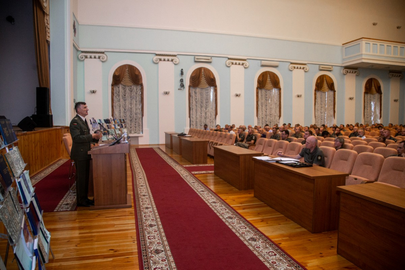 Радник Представництва НАТО в Україні оцінив процес трансформації професійної військової освіти в рамках навчально-методичного збору в НУОУ