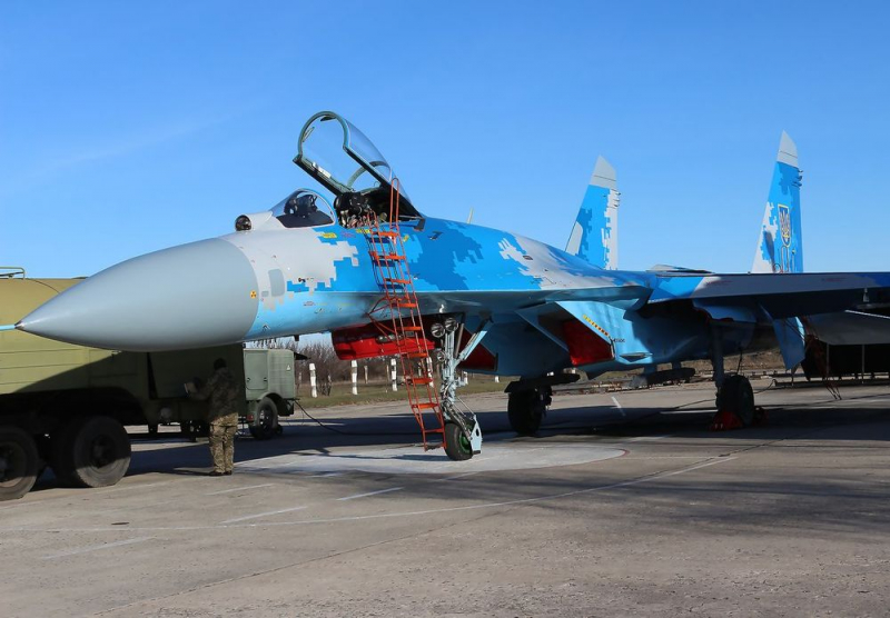 Запорізький “МіГремонт” відремонтує стійки шасі винищувачів Су-27 на замовлення Повітряних сил