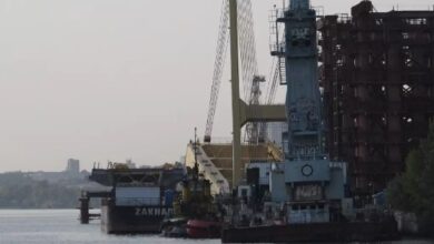 Плавучий кран Lifting Chart LK-800 "Захарій". Фото: Владислав Монтойя