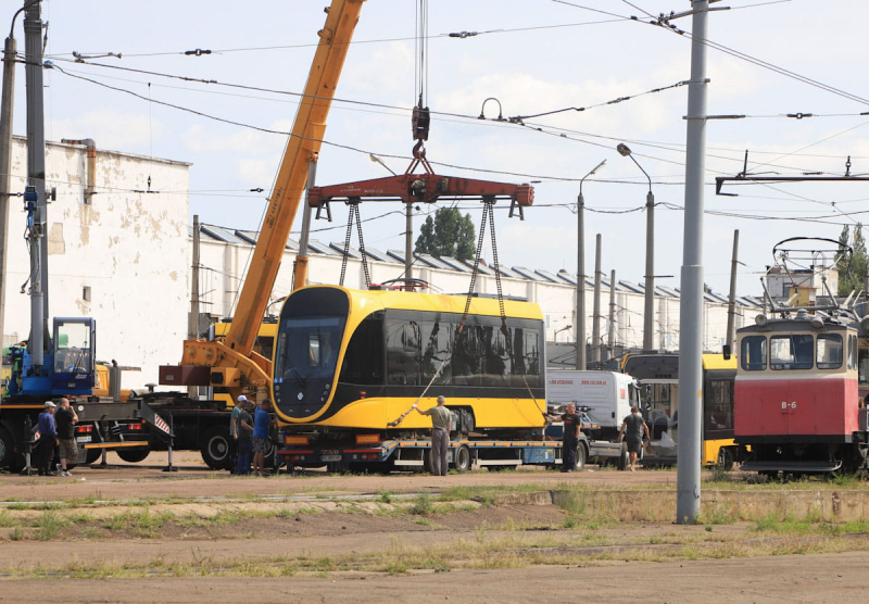 “Татра-Юг” відвантажила перший трамвай нової моделі до Києва