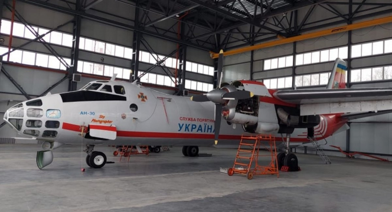 Третій літак ДСНС України прибув для ремонту на "Завод 410 ЦА"