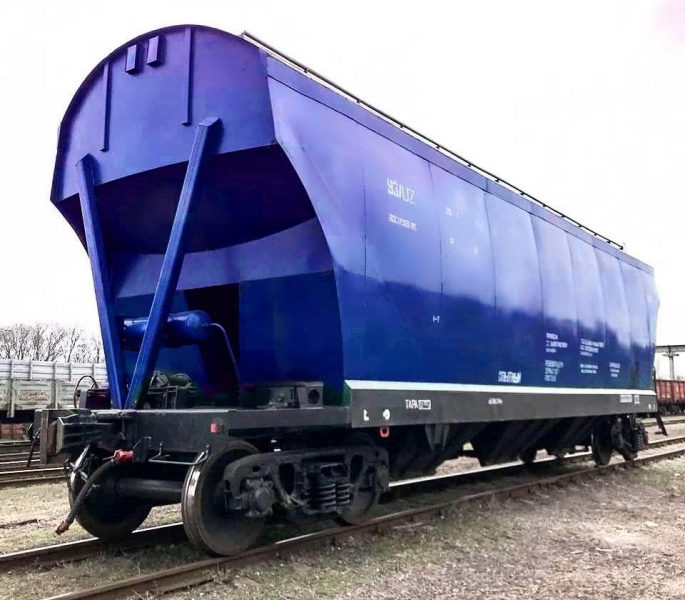 Панютинський вагоноремонтний завод виготовить 50 вагонів-зерновозів на замовлення “Укрзалізниці”