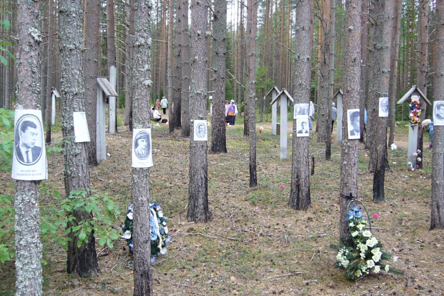 Загалом НКВД знищило до 9,5 тисяч осіб. Сандармох – злочин без строку давності.