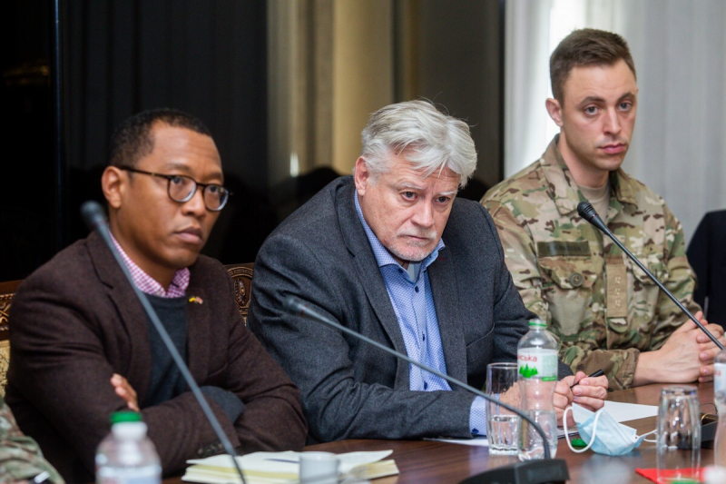 У Національному університеті оборони за участю експертів НАТО презентували освітній курс L-5