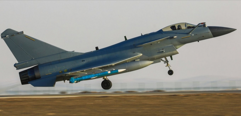 Пакистан замість F-16 обрав китайські винищувачі J-10C 