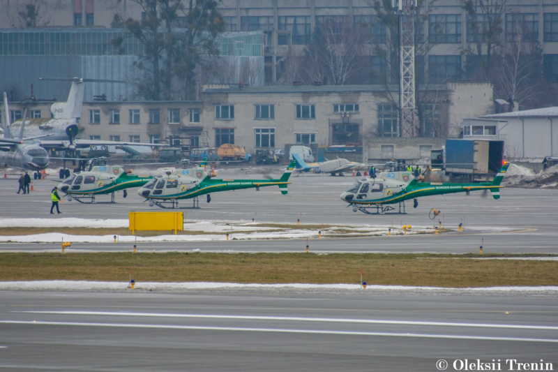 Чергові три Aurbus H125 для ДПСУ прибули в Україну (фото)