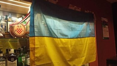 На фото донька облаштувала місце праці) Поляки сильно схвалюють.