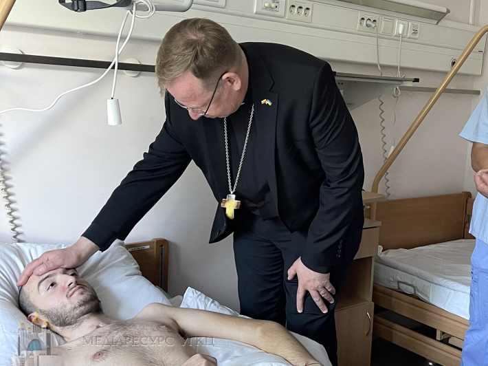 Президент Ради єпископських конференцій Європи архиєпископ Ґінтарас Ґрушас відвідав поранених українських військових