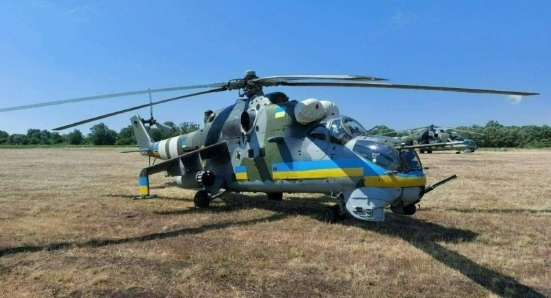 Отримані від Чехії ударні вертольоти Мі-24В в строю ЗСУ, фото з відкритих джерел