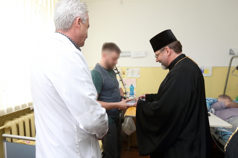 Блаженніший Святослав відвідав поранених захисників України