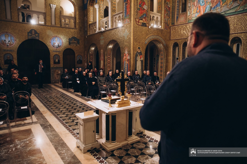Українські монахи і монахині молилися у Патріаршому осідку в Римі