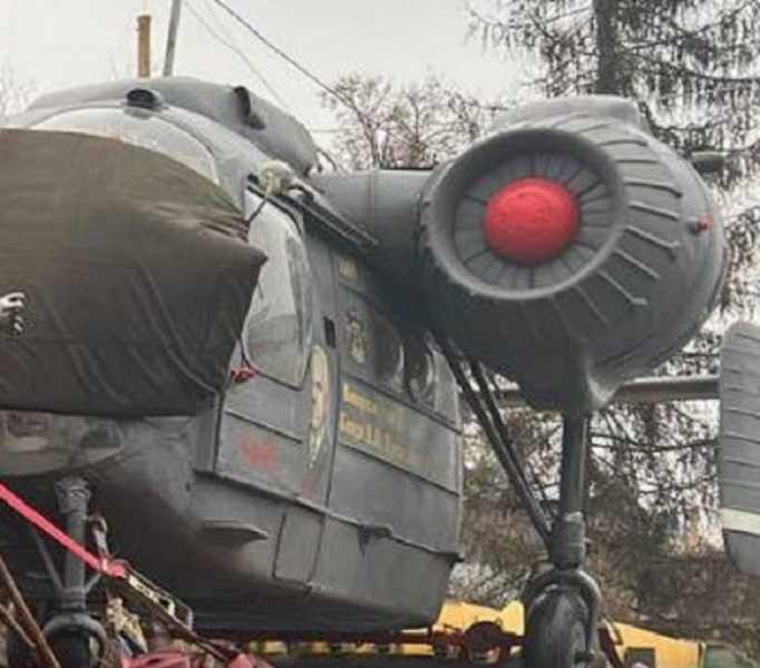 З України намагалися вивезти вантажівкою гвинтокрил Ка-26 (фото)