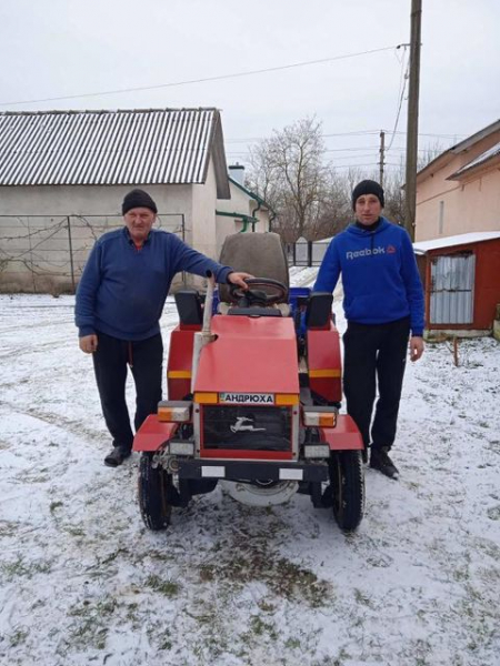 Майстри з Тернопільщини власноруч змайстрували трактор