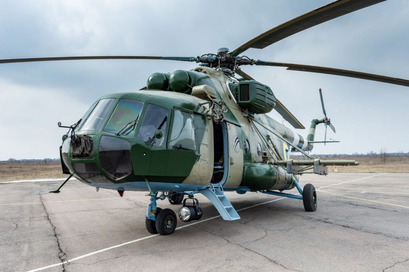 В Україні оголосили збір коштів на вогнетривку форму та шоломи для льотчиків армійської авіації