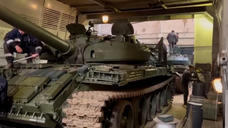У РФ розкрили реальні темпи відновлення Т-62, які хаотично модернізуються з відставанням від графіка