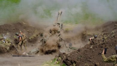 Артилеристи ЗСУ ведуть вогонь з гаубиці M777, фото з відкритих джерел
