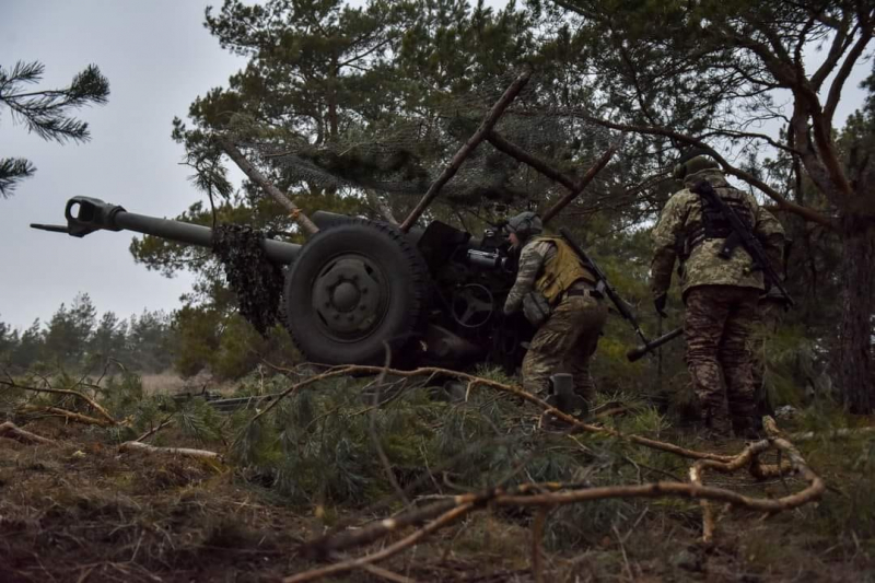 Артилеристи ЗСУ працюють по російським окупантам з гаубиці Д-30, фото - Генштаб ЗСУ