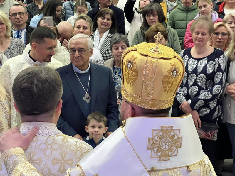 Єпископ Степан Сус освятив набанний хрест греко-католицького храму у Фатімі