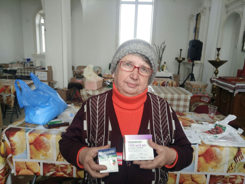 Жителі прифронтового Берислава отримали від УГКЦ необхідні ліки