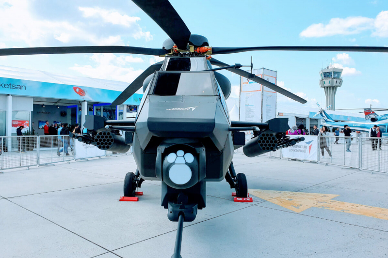 Турецький ударний вертоліт T929 ATAK-2 з українськими двигунами: чи є у нього перспектива для ЗСУ