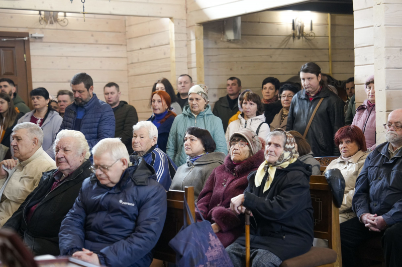 Шлях від смерті до життя: свідчення владики Максима Рябухи