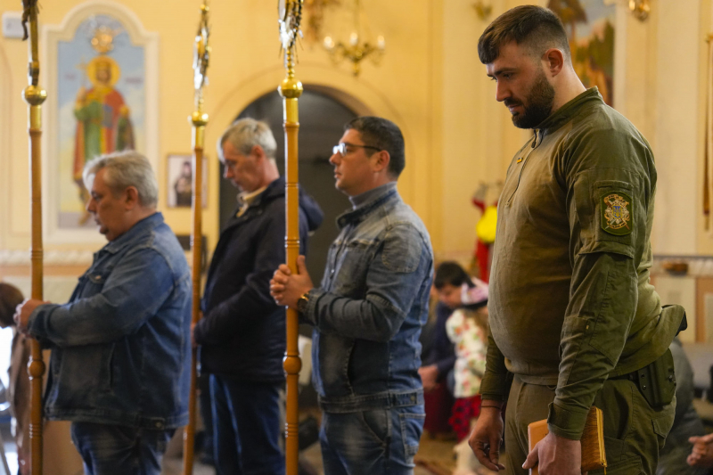 Шлях від смерті до життя: свідчення владики Максима Рябухи