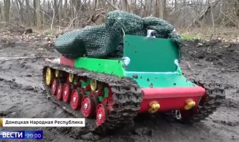 Рашисти показали нову спробу в "Голіафа-камікадзе", і цього разу це вже не іграшкові танки з Китаю