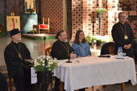 Тримайтеся своєї Церкви — тоді ви не загубитеся: єпископи Постійного Синоду УГКЦ зустрілися з молоддю у Вроцлаві