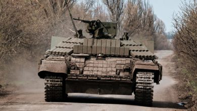 Український бронетранспортер БТР-Т на базі танка Т-64, квітень 2023 року.