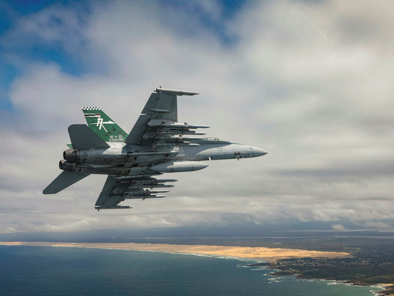 F/A-18 Hornet - одразу 12 рішень проти російських літаків під крилом та фюзеляжем