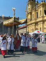 У Мюнхені українці взяли участь в урочистостях з нагоди дня Пресвятої Євхаристії