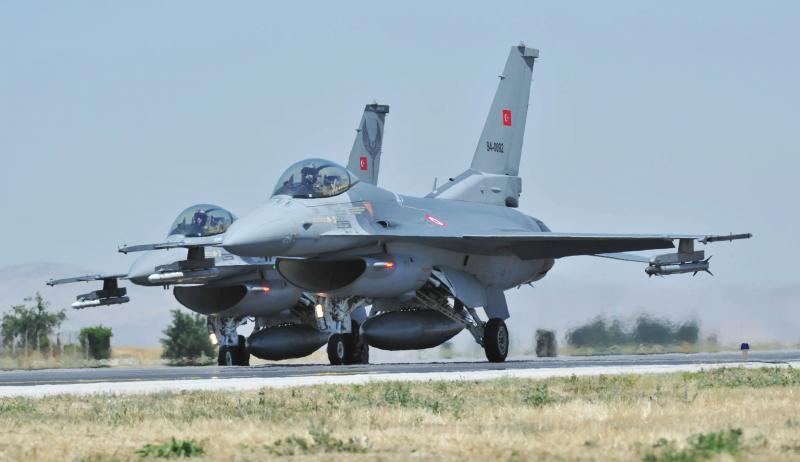 Модернізація 150 літаків F-16 за 2 млрд доларів: як турки оновлять свої застарілі винищувачі