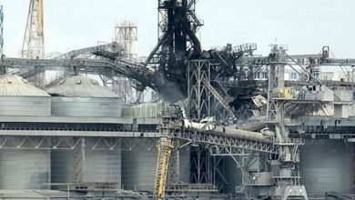 Ушкоджений російськими ракетами зерновий термінал у порту Чорноморськ. Фото: Kernel