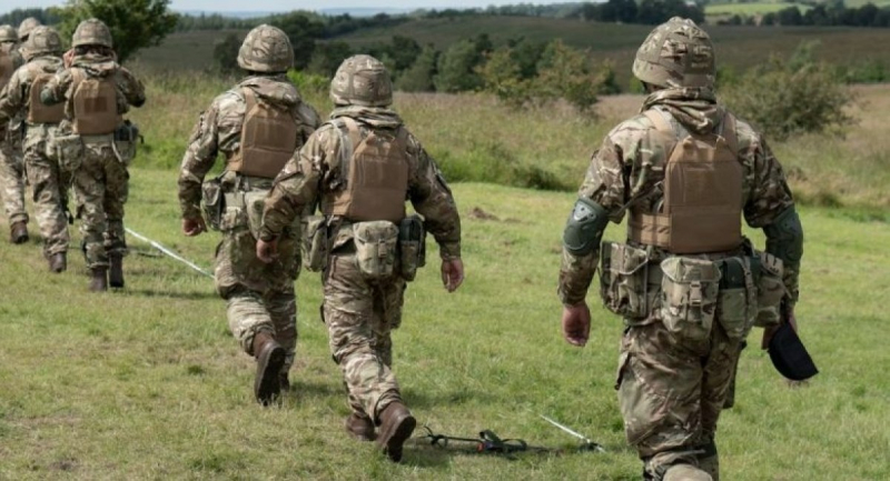 Бійці ЗСУ під час тренувань на полігонах у Великій Британії, липень 2022 року, фото з відкритих джерел