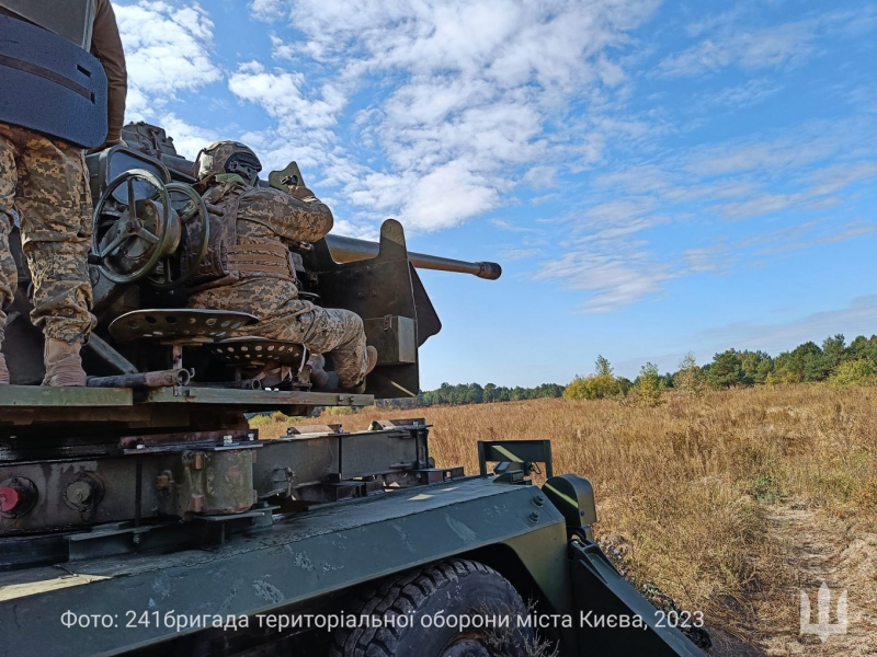 "Ган-трак" із КС-19 на шасі вантажівки Tatra, осінь 2023 року, фото – 241 бригада територіальної оборони