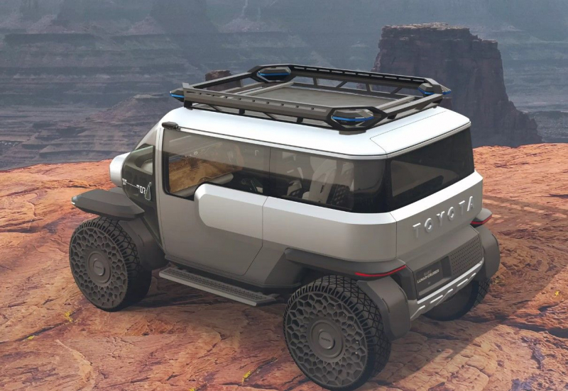 Toyota Baby Lunar Cruiser - воплощает в себе сочетание адаптивных технологий и черпает вдохновение в настоящем луноходе