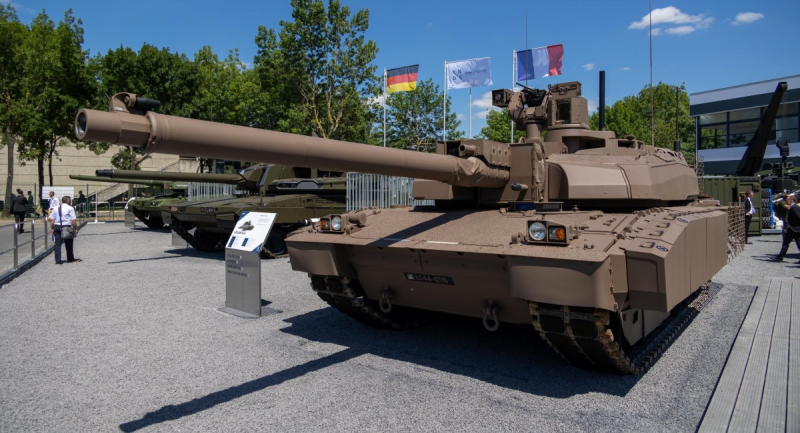 "Франкенштейн" з танків Leclerc та Leopard 2 може стати проміжною машиною, поки не з’явиться новий танк