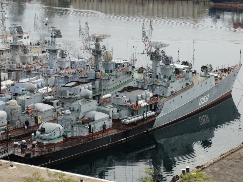 Як вийшло в РФ, що за 6 місяців після потоплення "Москви" туди поставили нового командира