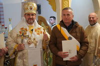 Владика Михайло Бубній нагородив єпископськими грамотами активних Лицарів Колумба