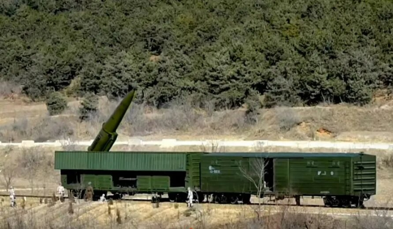 Північнокорейський ОТРК KN-23, зображення з відкритих джерел