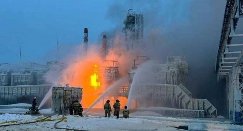 Комплекс з фракціонування та перевалки стабільного газового конденсату у порту Усть-Луга після ураження