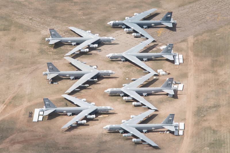 Стратегічні бомбардувальники B-52H, серед яких відновлений "Wise Guy", фото - Duncan Monk