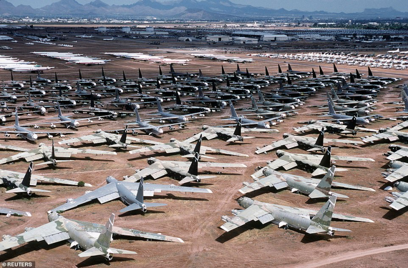 Американські B-52 на консервації, ілюстративне фото від Reuters