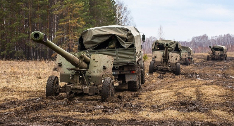 На зберіганні в РФ могло лишитись тільки 4000 танків і 1000 МТ-ЛБ, що це дає