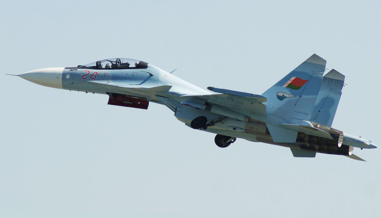 РФ може дати режиму Лукашенко літаки Су-30СМ2, але навіть пізніше 2025-го