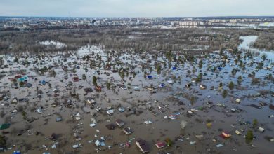 Затоплена житлова зона в селищі Зарічне Оренбурзької області РФ (Фото:REUTERS/Stringer)