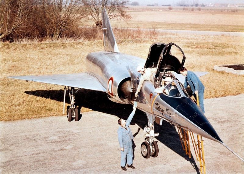 Стратегічний бомбардувальник Mirage IV, архівне фото від Dassault Aviation